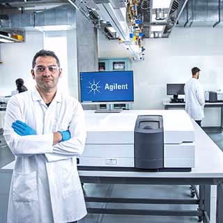 Cary 4000 UV-Vis Spectrophotometer