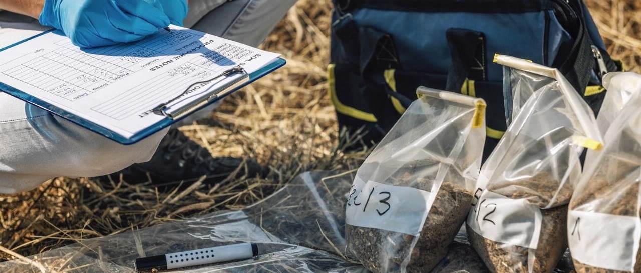 土壤、污泥和沉积物