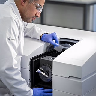 Cary 6000i UV-Vis-NIR Spectrophotometer