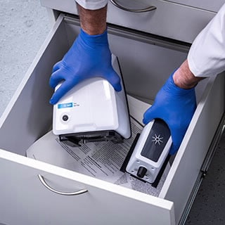 Cary 635 FTIR Spectrometer