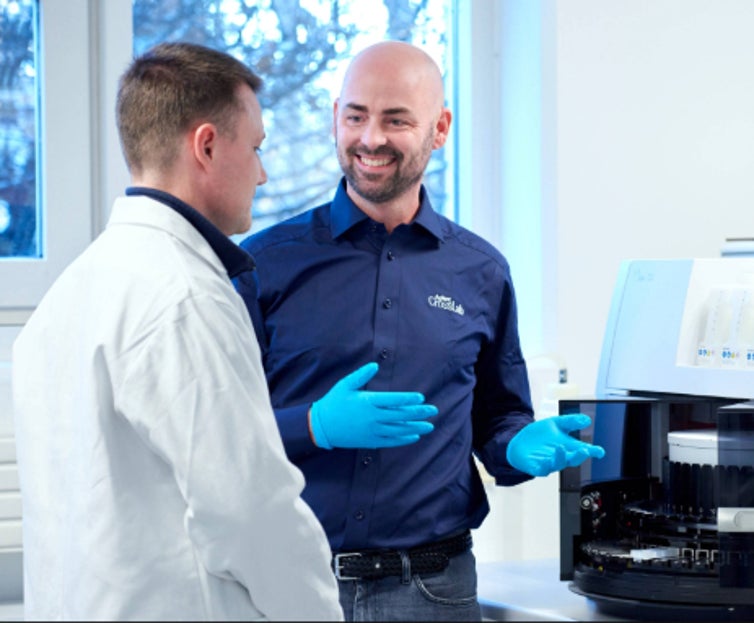 CrossLab demo by Agilent rep to a customer