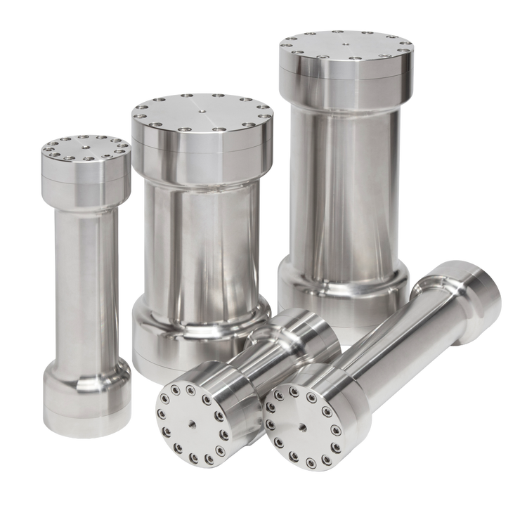 Grouping of Agilent columns, some are standing up while others are on their side.